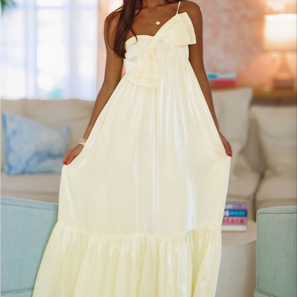 Chic Yellow Maxi Dress
